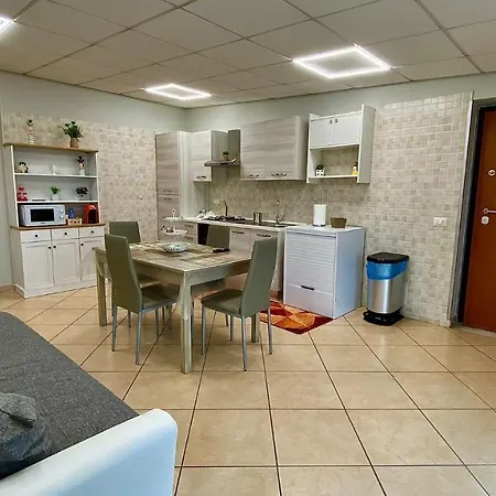 Casa Crispino Mansarda N3 Per 3 Persone * Frattaminore