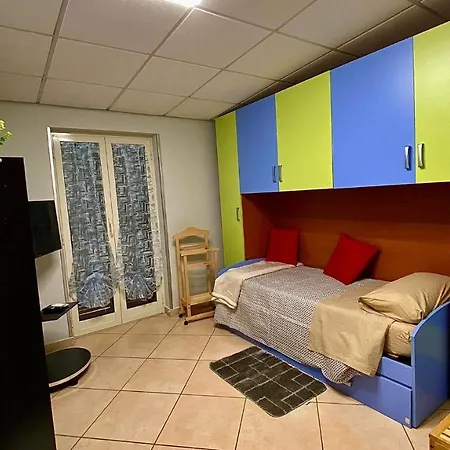 Apartment Casa Crispino Mansarda N3 Per 3 Persone Frattaminore